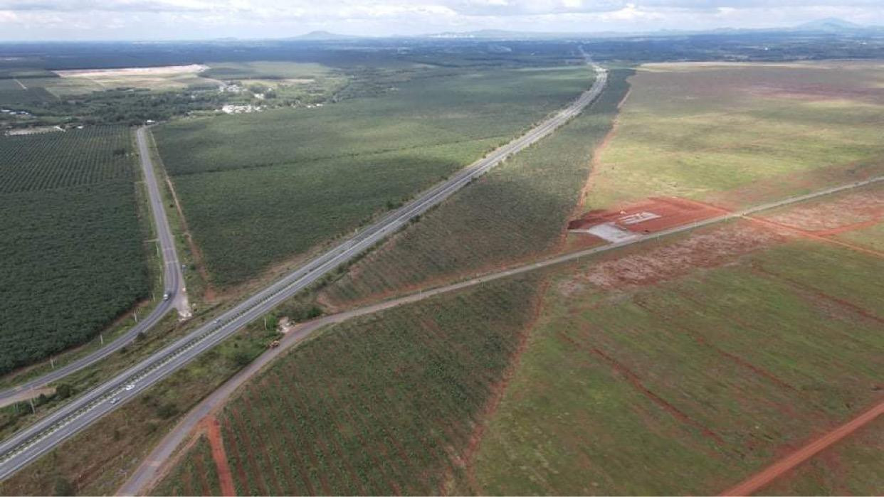 Một khu vực trong dự án xây dựng sân bay đã được bàn giao cho chủ đầu tư Một khu vực trong dự án xây dựng sân bay đã được bàn giao cho chủ đầu tư