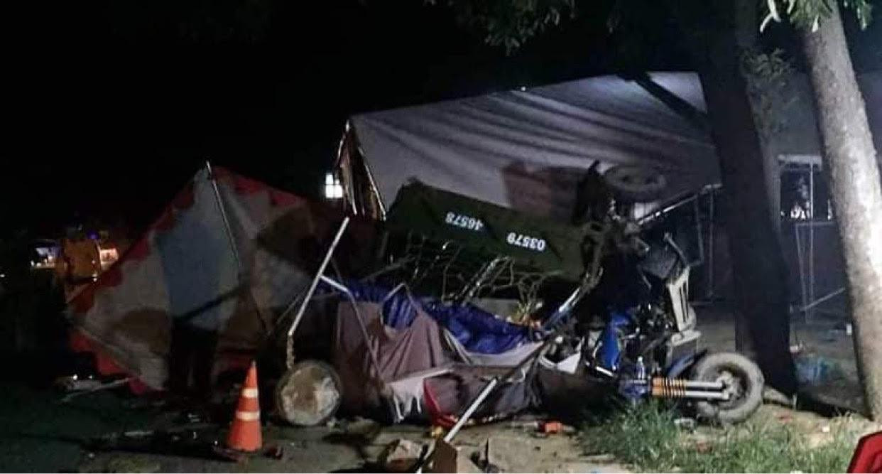 Hiện trường vụ tai nạn trong đêm