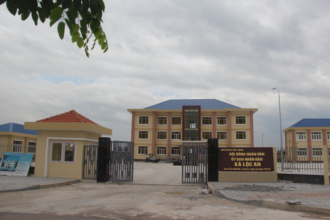 Trụ sở UBND xã Lộc An mới được hoàn thiện