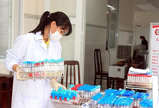 Đồng Nai nâng cao năng lực xét nghiệm để đảm bảo tiến độ xét nghiệm diện rộng