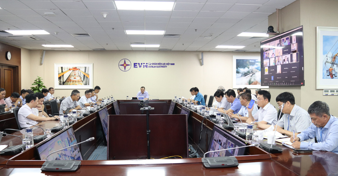 Chủ tịch EVN Đặng Hoàng An chủ trì cuộc họp Chủ tịch EVN Đặng Hoàng An chủ trì cuộc họp