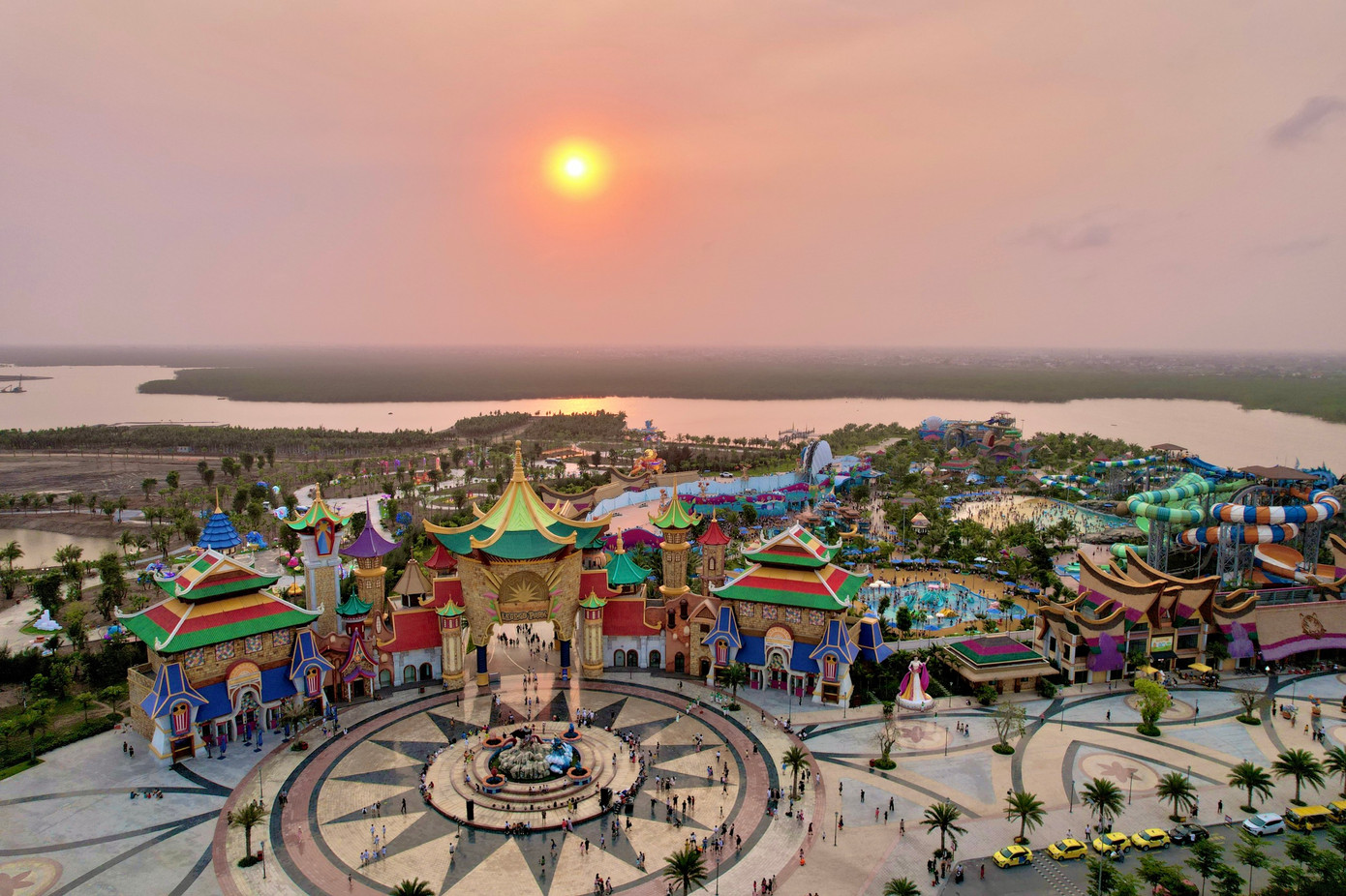 Công viên Thần thoại thuộc Tổ hợp Khu du lịch Quốc tế Đồi Rồng. Ảnh: Khu du lịch Quốc tế Đồi Rồng