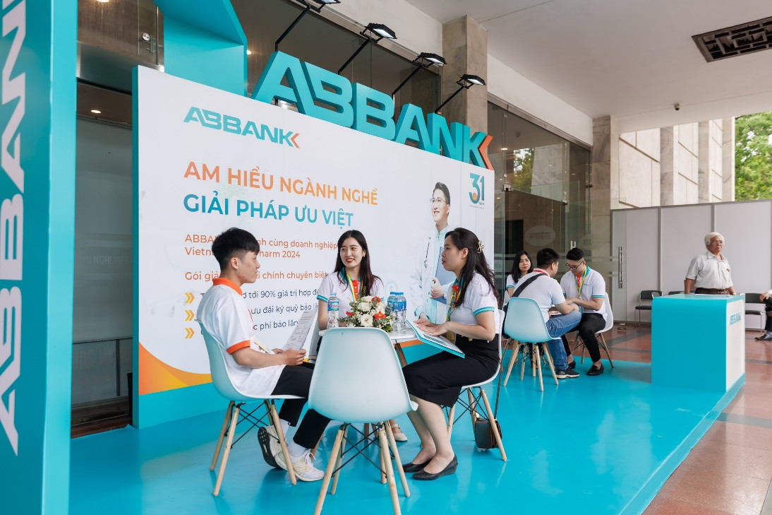 ABBANK đồng hành cùng các doanh nghiệp với các giải pháp tài chính chuyên biệt tại Triển lãm quốc tế chuyên ngành Y dược Việt Nam lần thứ 31 (Vietnam Medi-Pharm 2024), tổ chức tại Hà nội từ ngày 09 – 12/5/2024 ABBANK đồng hành cùng các doanh nghiệp với các giải pháp tài chính chuyên biệt tại Triển lãm quốc tế chuyên ngành Y dược Việt Nam lần thứ 31 (Vietnam Medi-Pharm 2024), tổ chức tại Hà nội từ ngày 09 – 12/5/2024