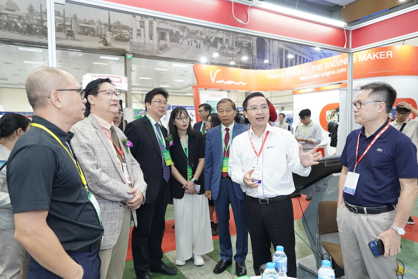 Các đại biểu dự lễ khai mạc Triển lãm quốc tế công nghiệp điện và năng lượng Việt Nam - ENE Vietnam 2024