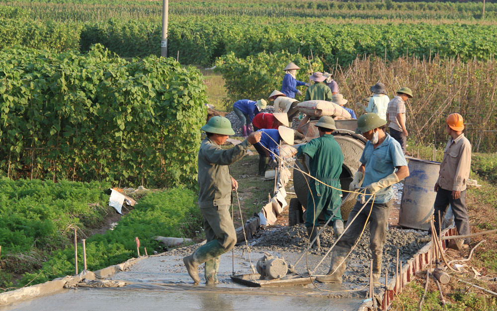 MTTQ huyện Lạng Giang vận động người dân tích cực xây dựng nông thôn mới