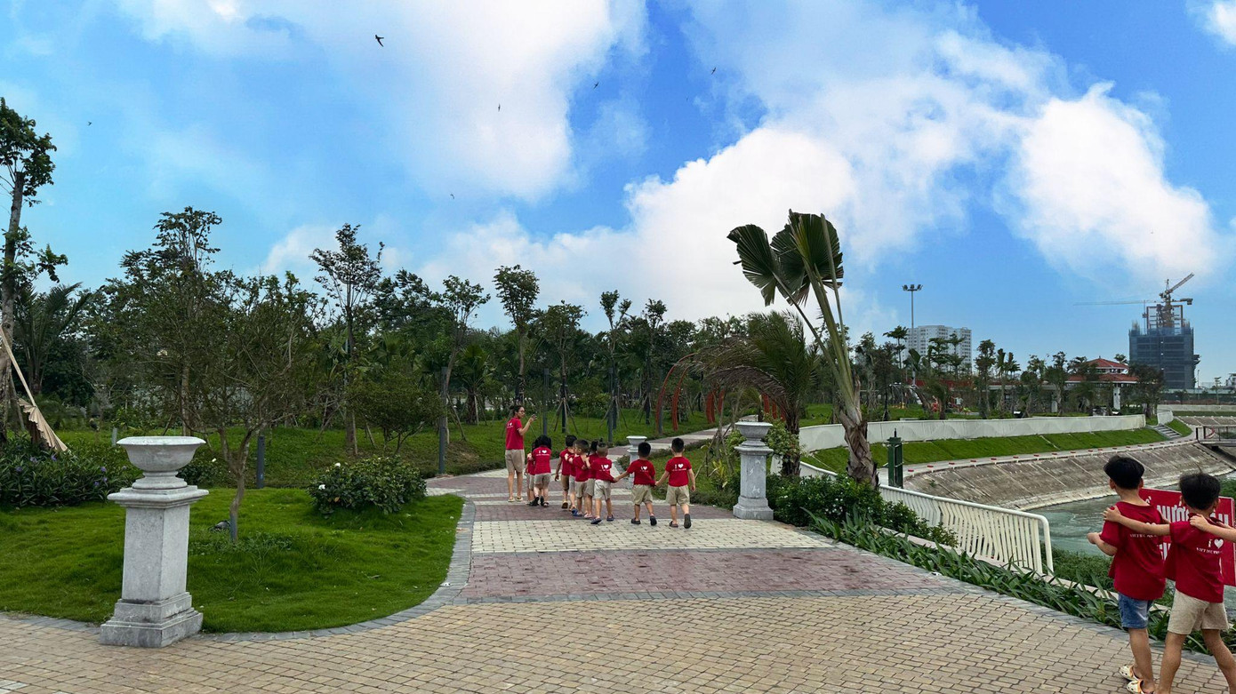 Khoảng xanh đắt giá cho cư dân Khai Sơn City từ công viên Ngọc Thụy 7ha nằm liền kề phân khu HH4