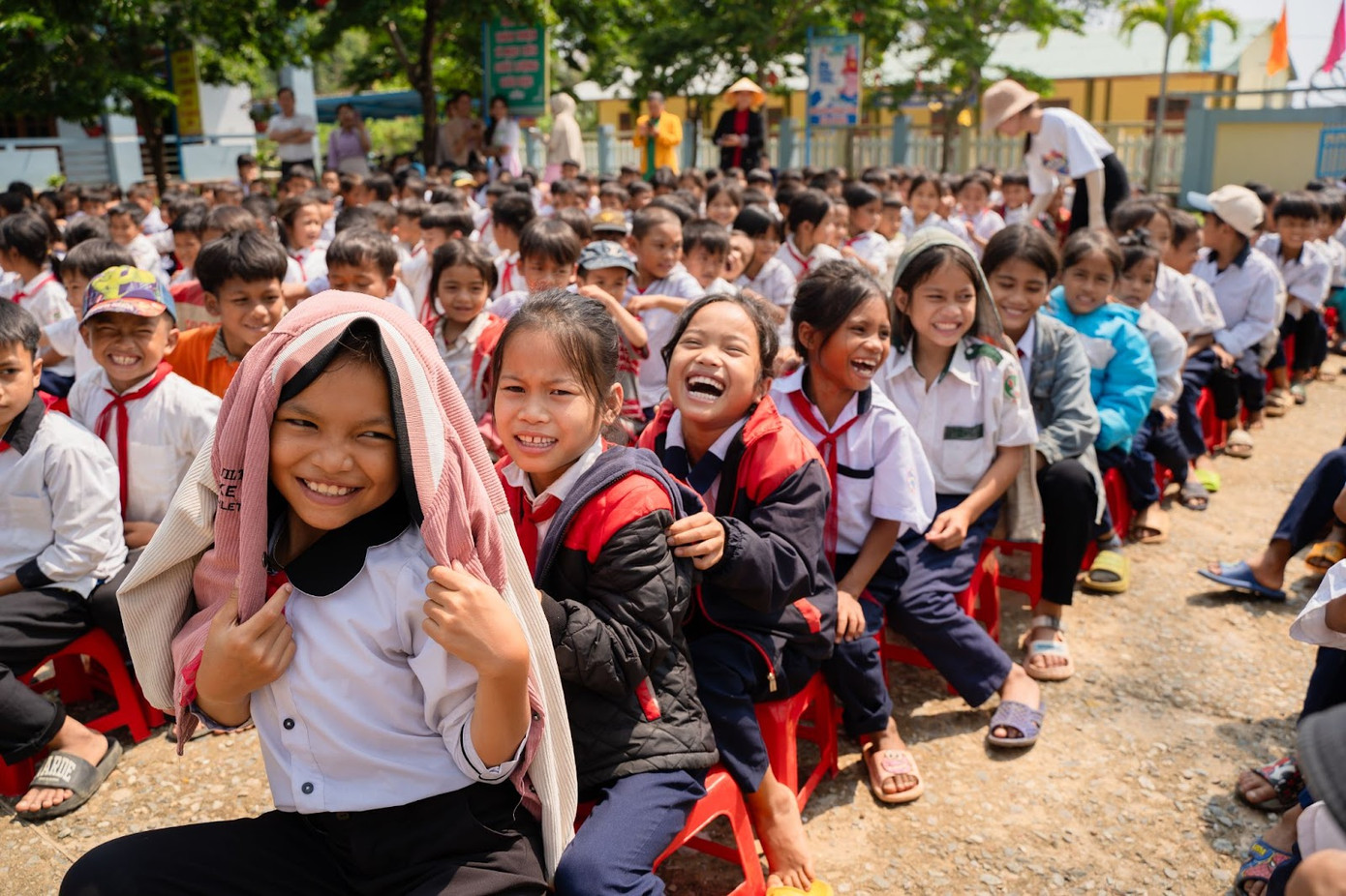 Học sinh trường Phổ thông Dân tộc Bán trú Tiểu học Trà Cang.