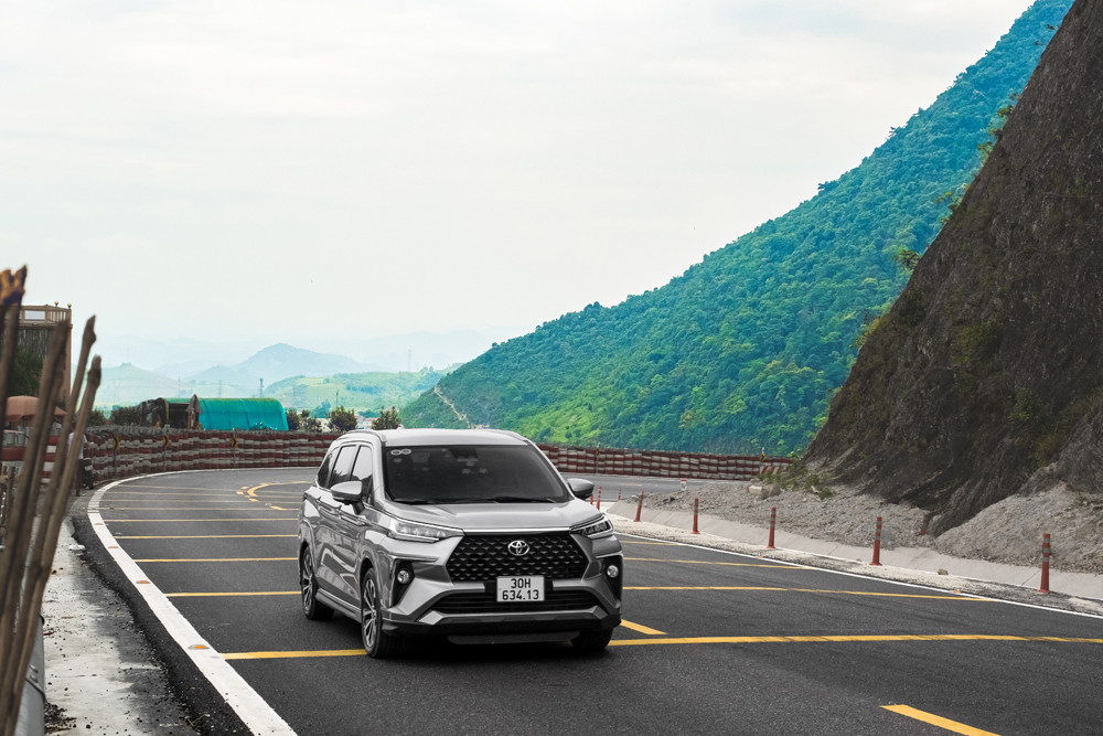 Veloz Cross giảm giá bán từ 20 - 38 triệu đồng (tùy phiên bản)