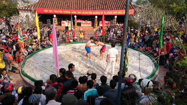 Khai mạc hội vật truyền thống làng Thủ Lễ ảnh 6