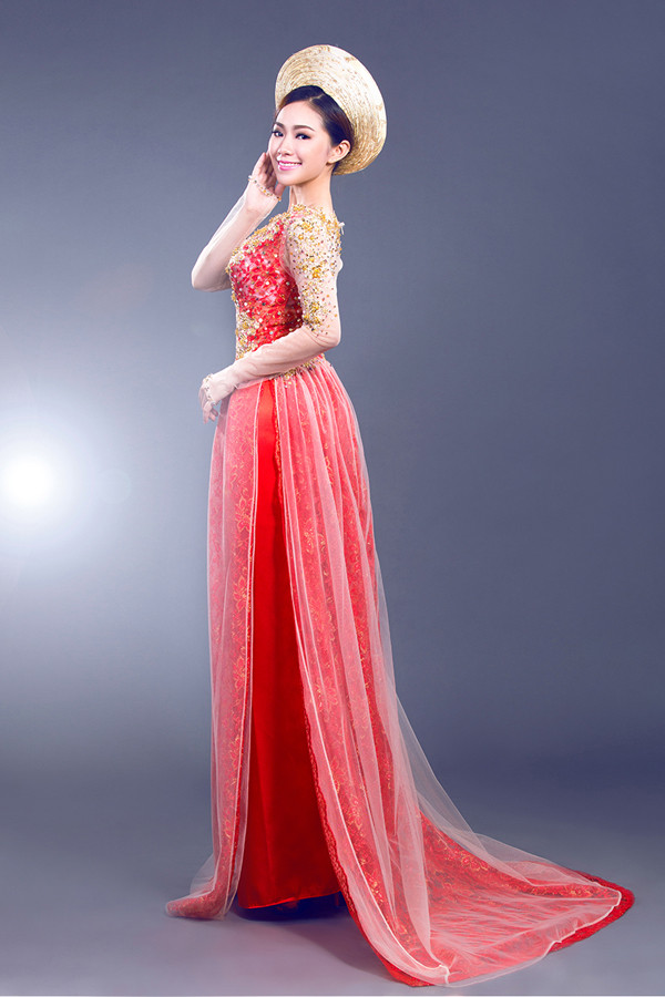 Lương Bích Hữu mặc áo dài xóa mác 'thảm họa' ảnh 6