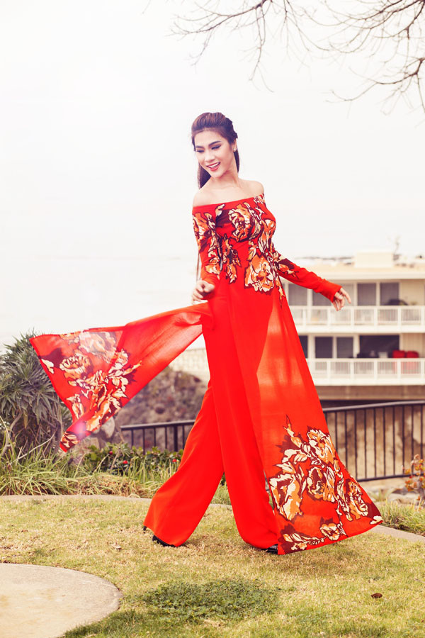 Kim Dung, Trang Lạ khoe sắc xuân bên 'nam vương' điển trai ảnh 6