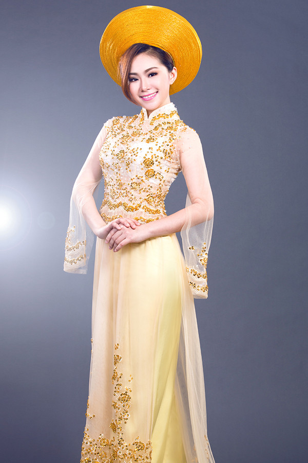 Lương Bích Hữu mặc áo dài xóa mác 'thảm họa' ảnh 7