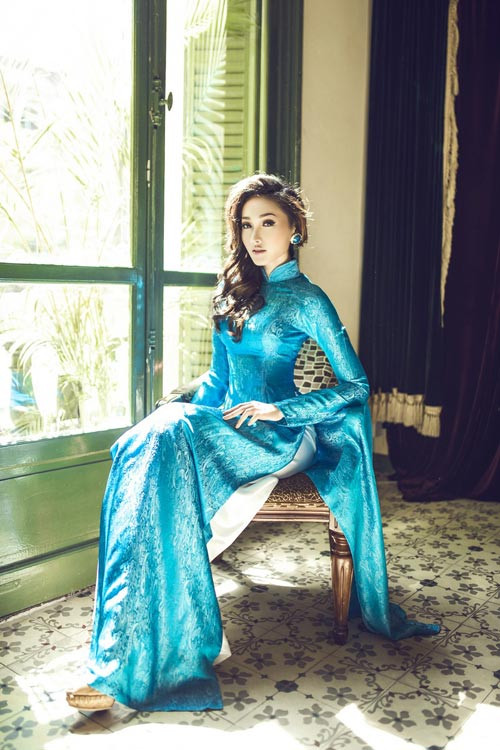 Khánh Ngọc đẹp hiện đại và gợi cảm với áo dài ảnh 2