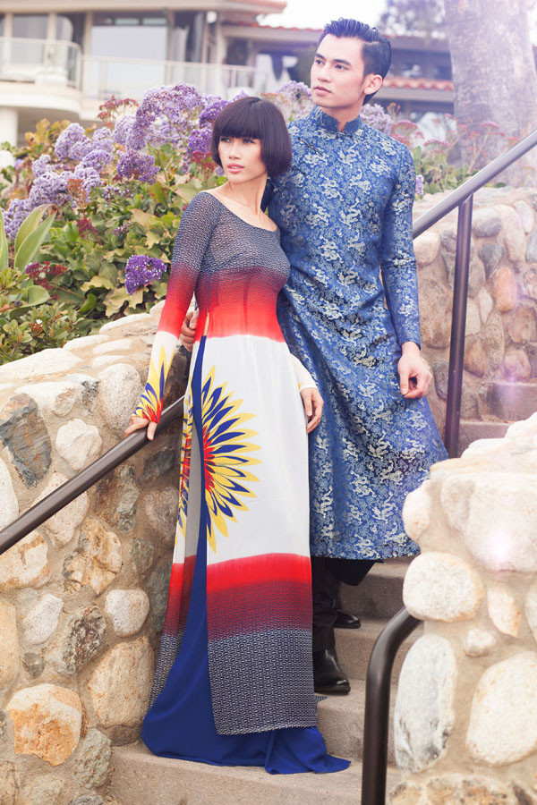 Kim Dung, Trang Lạ khoe sắc xuân bên 'nam vương' điển trai ảnh 2