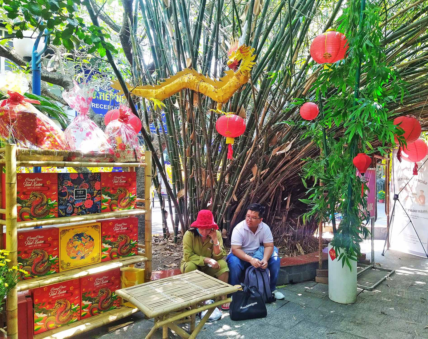 Một góc trong khuôn viên