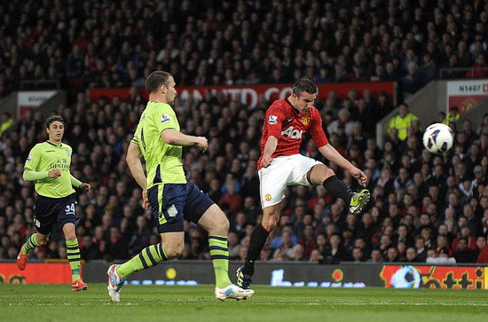 Bàn thắng nhân đôi cách biệt