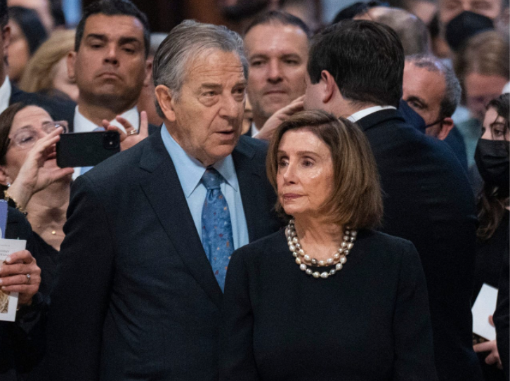 Vợ chồng bà Pelosi. (Ảnh: AP) Vợ chồng bà Pelosi. (Ảnh: AP)