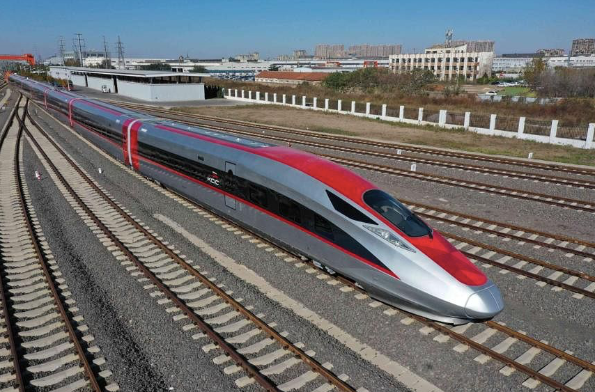 Tuyến tàu Jakarta – Bandung là dịch vụ tàu cao tốc đầu tiên của Indonesia Tuyến tàu Jakarta – Bandung là dịch vụ tàu cao tốc đầu tiên của Indonesia