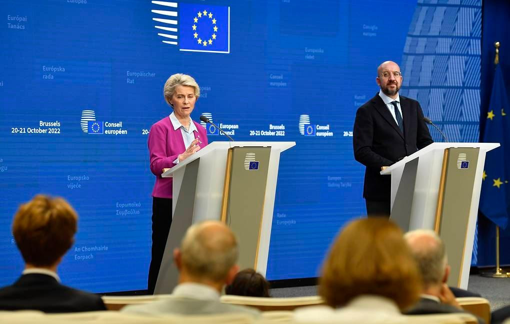 Lãnh đạo của Ủy ban châu Âu và Hội đồng châu Âu. (Ảnh: AP)