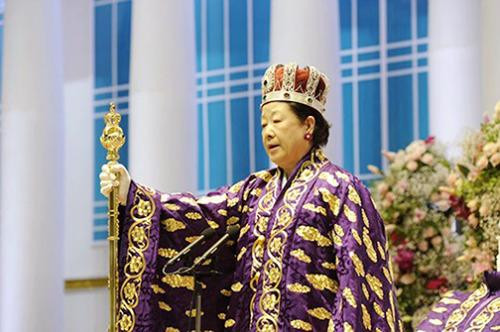 Bà Hak Ja Han hiện là người điều hành Nhà thờ Thống nhất