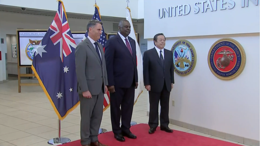 Bộ trưởng Quốc phòng Mỹ, Nhật, Úc gặp nhau tại Hawaii ngày 1/10. (Ảnh: NHK) Bộ trưởng Quốc phòng Mỹ, Nhật, Úc gặp nhau tại Hawaii ngày 1/10. (Ảnh: NHK)