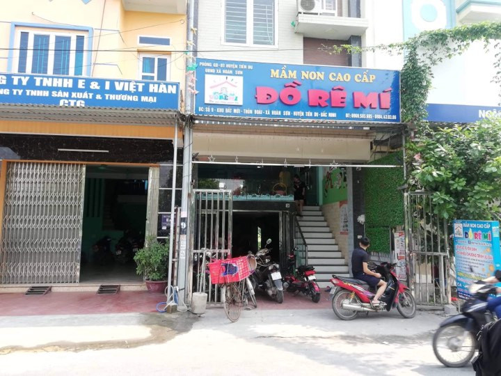 Tạm đình chỉ cơ sở mầm non để quên bé 3 tuổi trên xe đưa đón học sinh ảnh 1