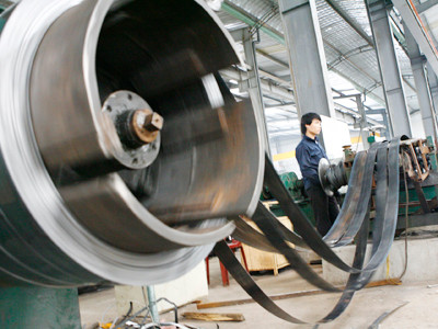 Những nhận xét khen - chê từ bên ngoài về chính sách kinh tế vĩ mô Việt Nam phải được xem xét thỏa đáng. Ảnh: Hồng Vĩnh. Những nhận xét khen - chê từ bên ngoài về chính sách kinh tế vĩ mô Việt Nam phải được xem xét thỏa đáng Ảnh: Hồng Vĩnh