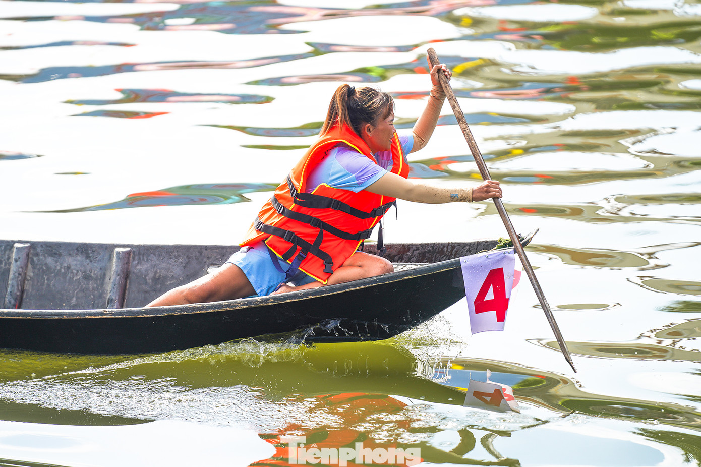 Giải đua xuồng ba lá là hoạt động nhằm duy trì văn hóa truyền thống của người dân Long An, phát huy và gìn giữ bản sắc văn hóa Tây Nam Bộ với nét đẹp miền sông nước; tạo sân chơi lành mạnh, vui tươi cho người dân trên địa bàn tỉnh, đồng thời góp phần quảng bá và phát triển loại hình Du lịch Thể thao của tỉnh Long An.