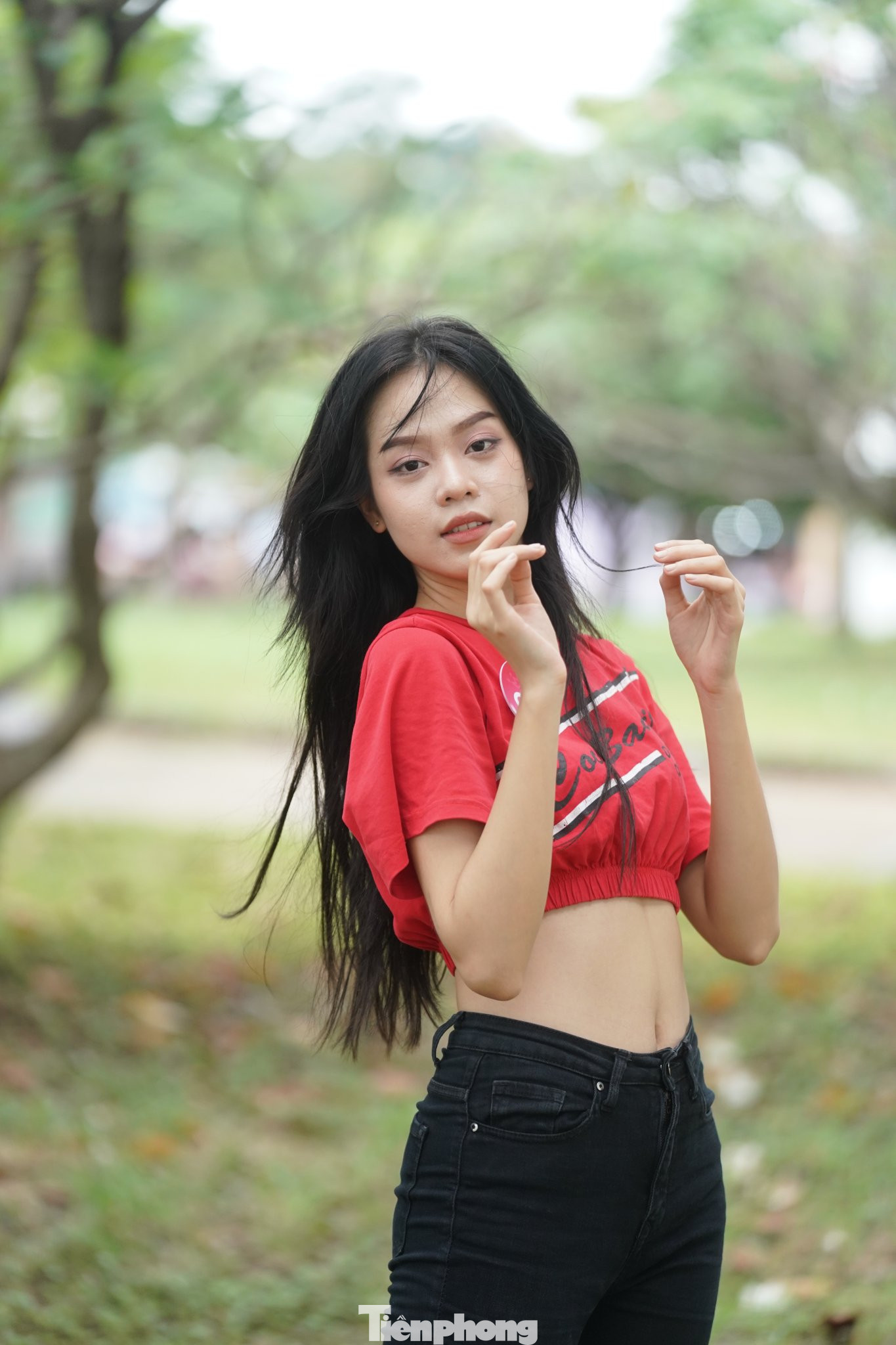 Trước buổi chụp ảnh profile bikini chuẩn bị cho đêm chung kết, Thanh Thủy nói cô phải ăn kiêng, tập luyện thêm để có cơ bụng săn chắc, chuẩn bị cho buổi chụp ảnh. "Tôi không thấy quá khó khăn khi phải ăn kiêng, tập luyện vì đã quen với điều đó. Tôi luôn trong tâm thế sẵn sàng để tỏa sáng", Thanh Thủy nói.