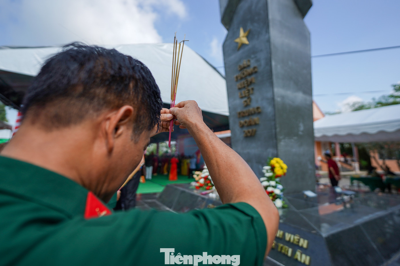 Sáng 22/10 (8/9 âm lịch), chính quyền và nhân dân tỉnh Long An đã tổ chức lễ giỗ lần thứ 50 cho các chiến sĩ Trung đoàn 207. Nguyên Chủ tịch nước Trương Tấn Sang đã tham dự lễ giỗ.