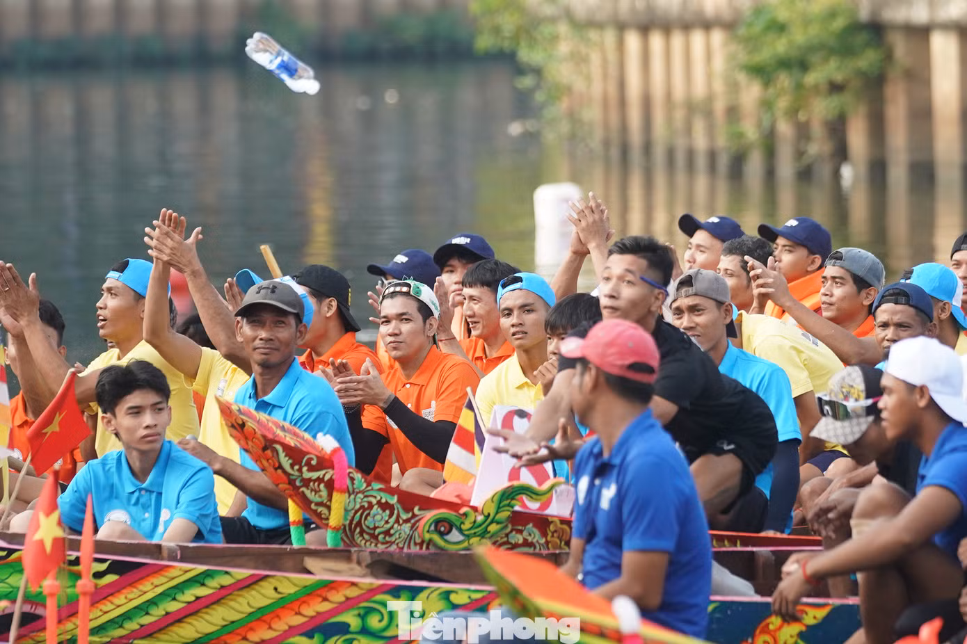 Phát biểu tại lễ khai mạc, bà Vũ Thị Mỹ Ngọc - Phó Chủ tịch UBND quận 3 chia sẻ, dòng kênh Nhiêu Lộc đã chứng kiến sự thay đổi của đời sống người dân, qua nhiều giai đoạn cải tạo, chỉnh trang từ năm 1988 đến nay. Người dân Quận 3 và TPHCM đã và đang thụ hưởng thành quả một kênh xanh sạch với các hoạt động du lịch, qua đó người dân tiếp tục chung tay bảo vệ, gìn giữ cảnh quan sạch đẹp này.