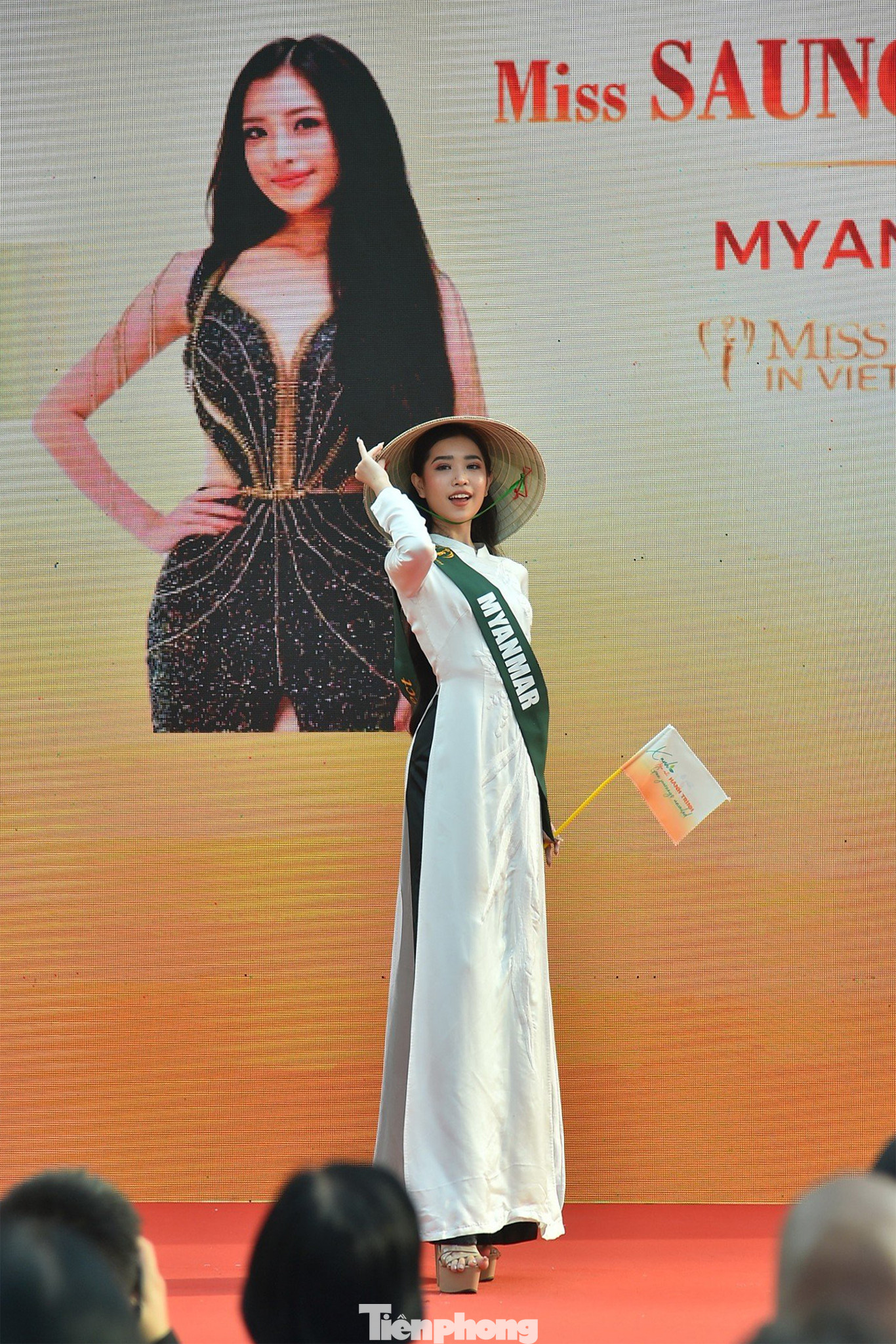 Nét đằm thắm của đại diện Myanmar, Soung Hnin San.