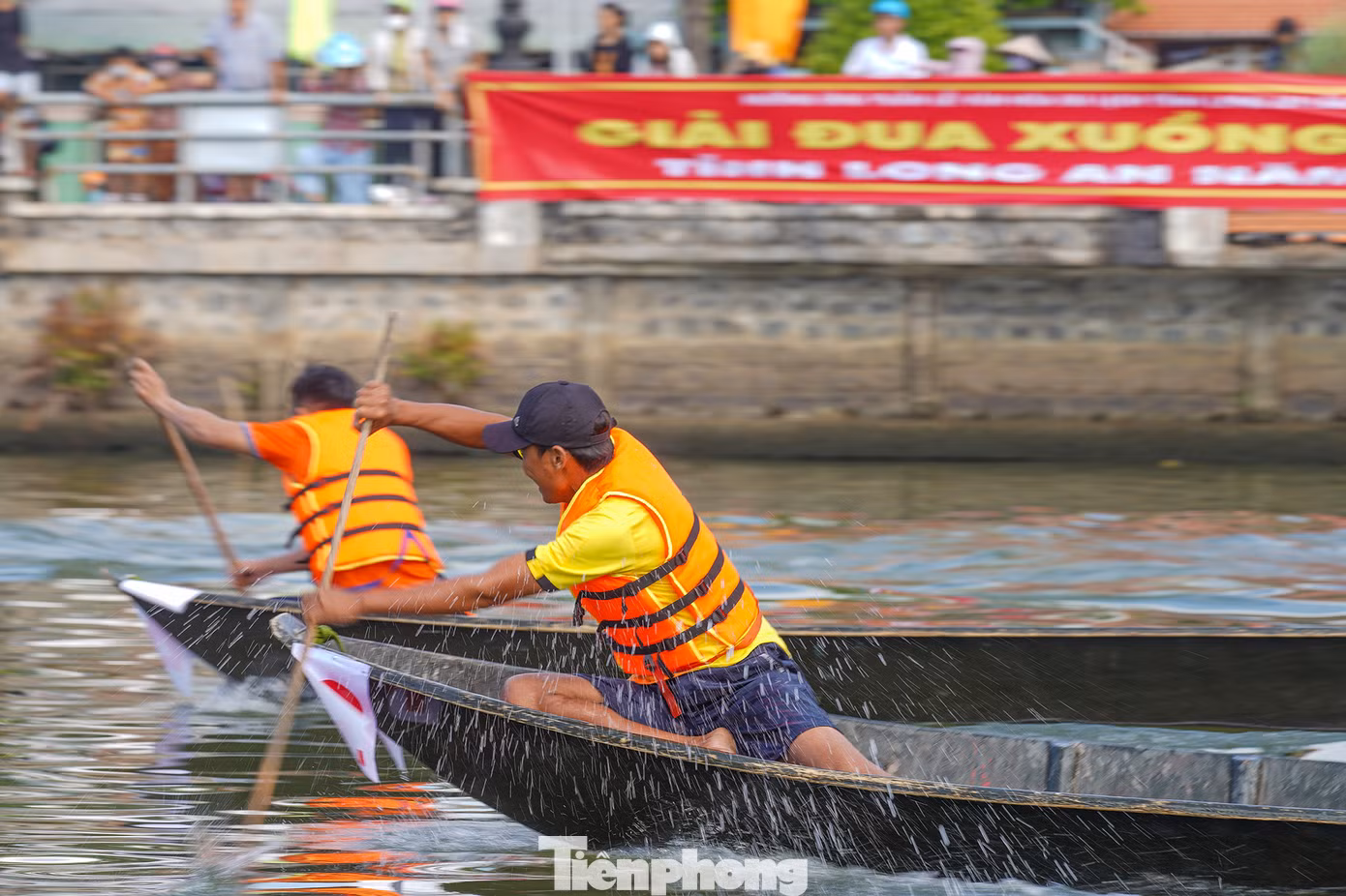 Giải đua xuồng ba lá là hoạt động nhằm duy trì văn hóa truyền thống của người dân Long An, phát huy và gìn giữ bản sắc văn hóa Tây Nam Bộ với nét đẹp miền sông nước; tạo sân chơi lành mạnh, vui tươi cho người dân trên địa bàn tỉnh, đồng thời góp phần quảng bá và phát triển loại hình Du lịch Thể thao của tỉnh Long An.