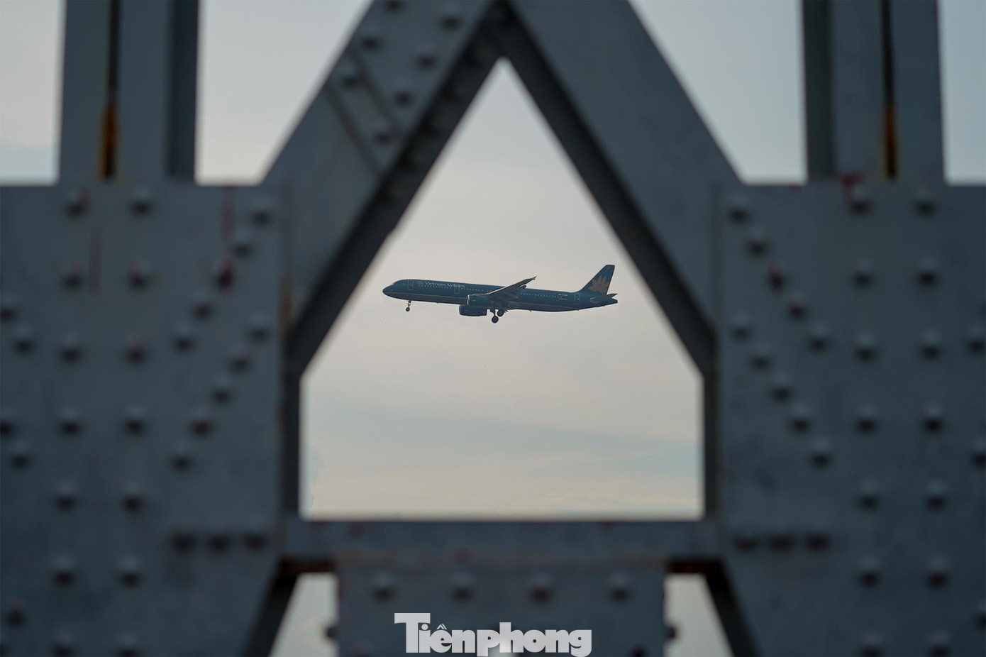 Sở Văn hoá Thể thao TPHCM đề nghị Bộ Giao thông vận tải sớm tham mưu UBND TP đề nghị Bộ giao thông vận tải sớm bàn giao công trình cầu đường sắt Bình lợi cũ về thành phố quản lý. Sau khi công trình được bàn giao, Sở sẽ tham mưu đề xuất phương án bảo tồn tổng thể công trình theo đúng quy định hiện hành (phương án 2). Về đơn vị quản lý, Sở VHTT đề nghị xem xét giao cho UBND TP Thủ Đức quản lý để thuận lợi trong việc bảo vệ và phát huy giá trị di tích.