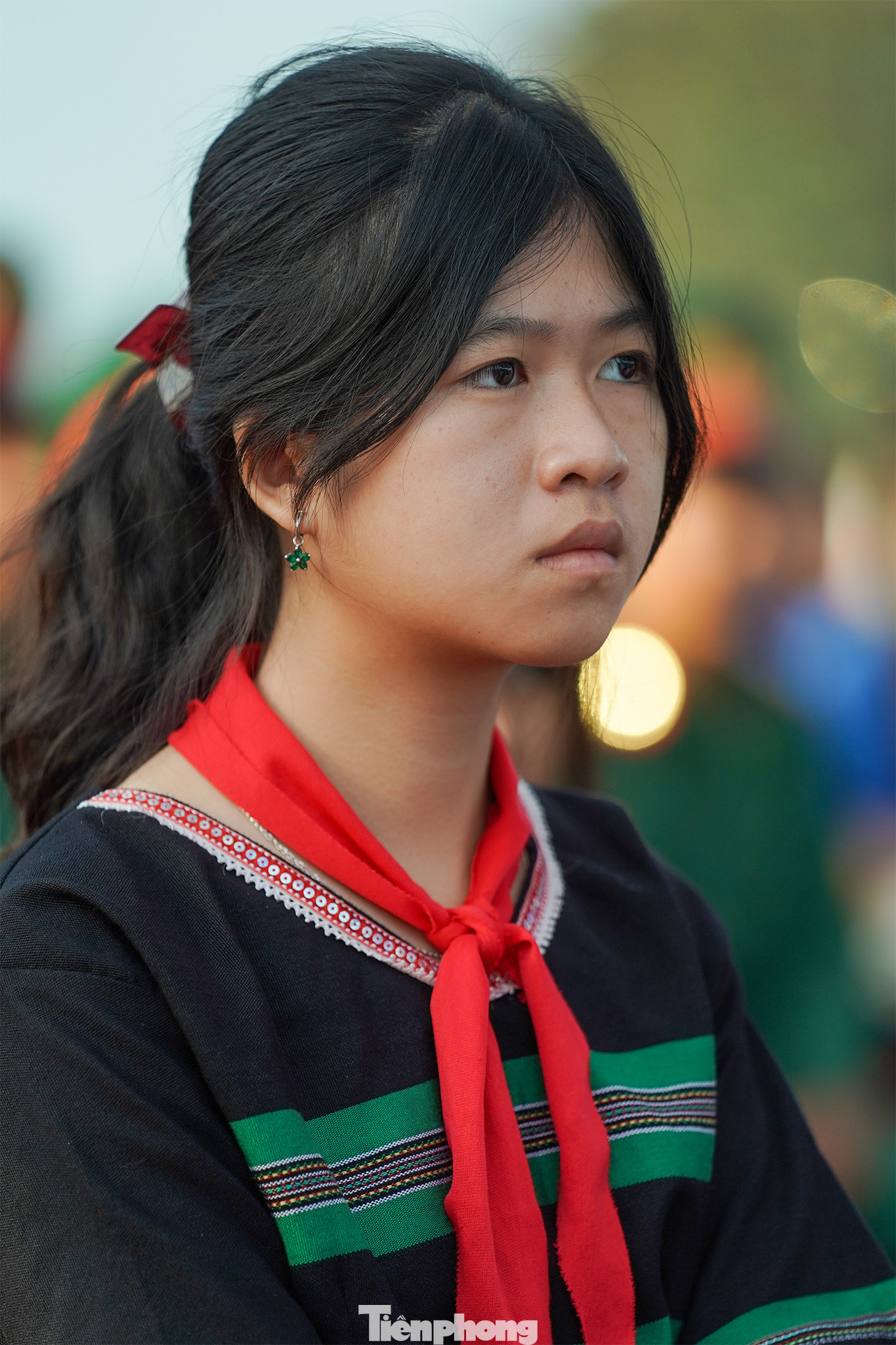 Học sinh con em đồng bào dân tộc Tày đang học tập tại Trường THPT Dân tộc Nội trú tham dự Lễ khởi động Tháng Thanh niên 2023.