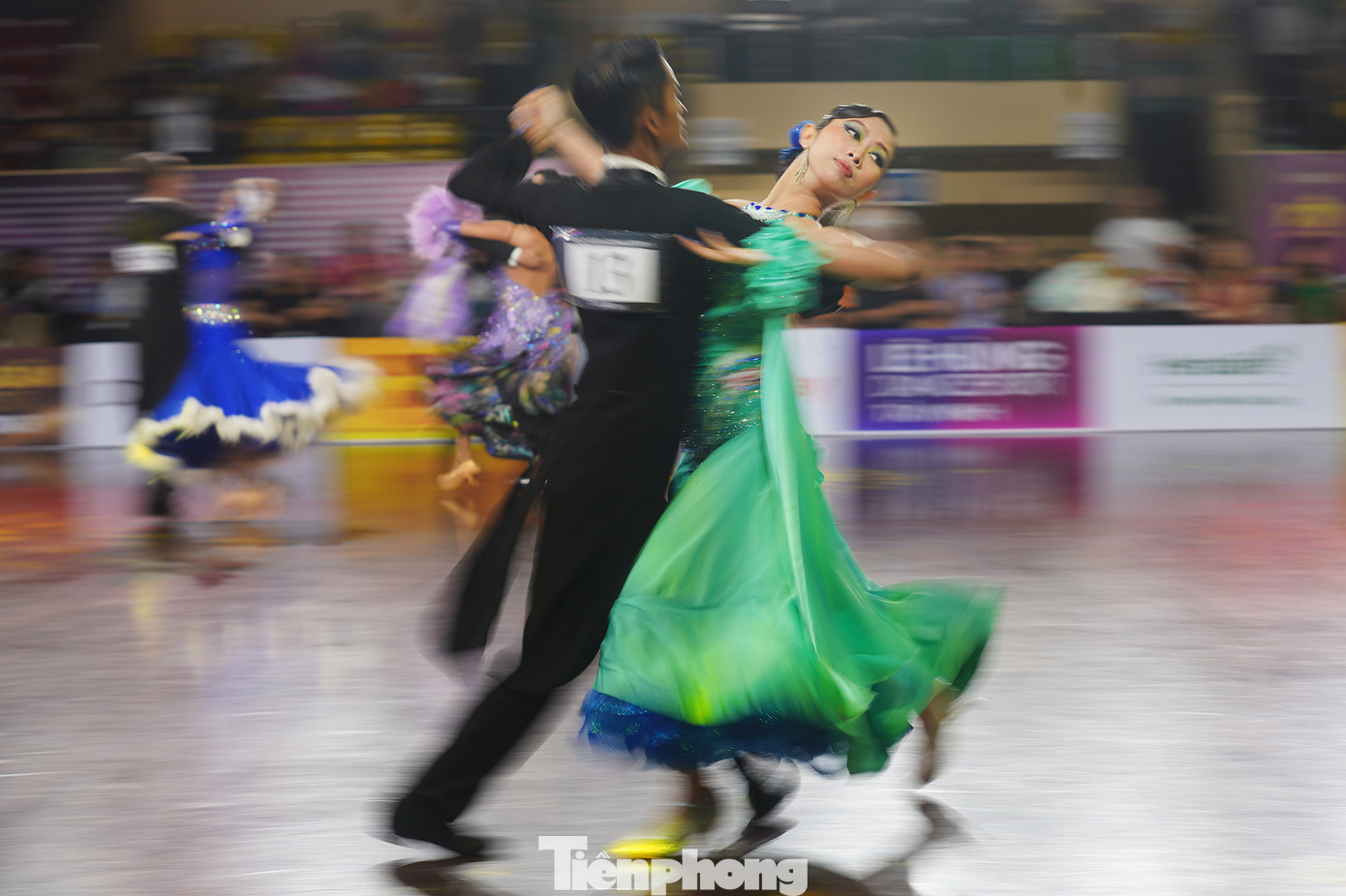 Hơn 3000 VĐV đăng ký tham dự sẽ là cuộc cạnh tranh khá khốc liệt với hơn 600 sự kiện diễn ra liên tục từ ngày 13-15/7. Mỗi một sự kiện được hiểu giống như một hiệp đấu, các VĐV sẽ tranh tài trên đoạn nhạc dài khoảng 1 phút. Các VĐV sẽ phải hoàn thành các bài thi trên nền nhạc: Chachacha, Rumba, Pasodoble, Tango, Waltz, Quickstep, Samba... Hơn 3000 VĐV đăng ký tham dự sẽ là cuộc cạnh tranh khá khốc liệt với hơn 600 sự kiện diễn ra liên tục từ ngày 13-15/7. Mỗi một sự kiện được hiểu giống như một hiệp đấu, các VĐV sẽ tranh tài trên đoạn nhạc dài khoảng 1 phút. Các VĐV sẽ phải hoàn thành các bài thi trên nền nhạc: Chachacha, Rumba, Pasodoble, Tango, Waltz, Quickstep, Samba...