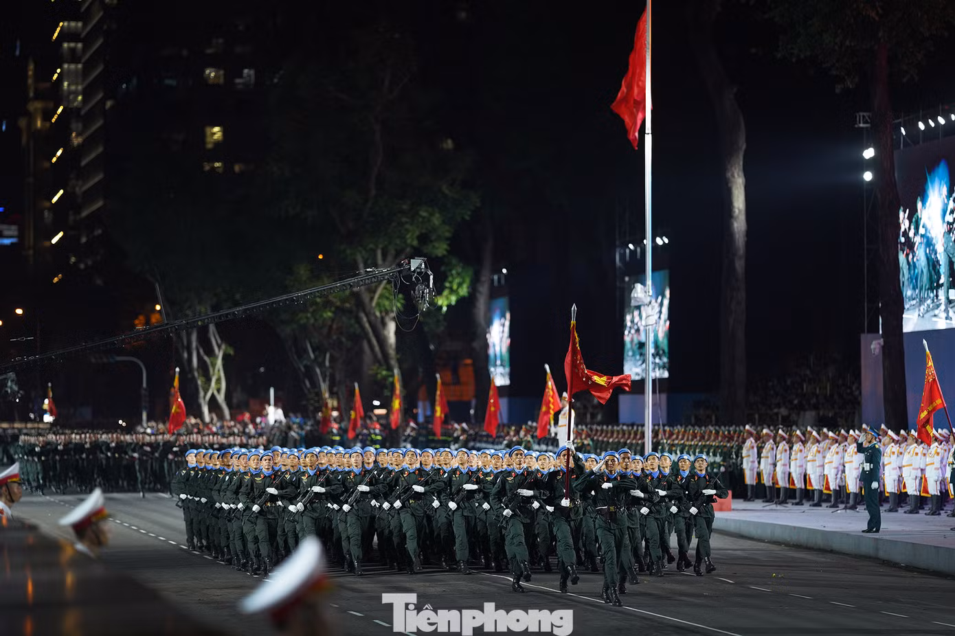 Khối nam sĩ quan Gìn giữ Hoà bình Liên Hợp Quốc.