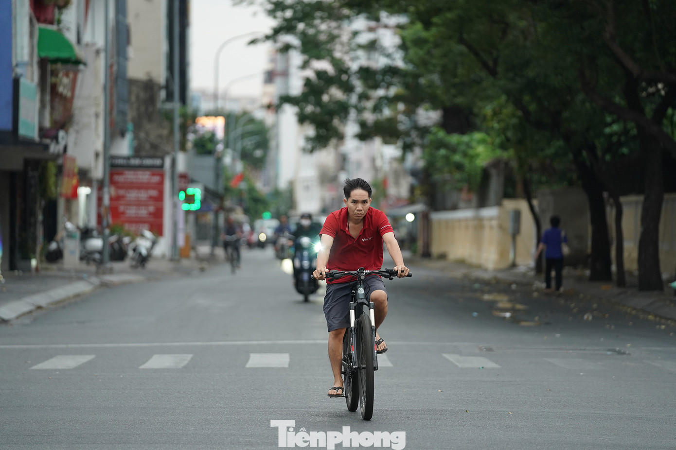 Phía đường Trần Quốc Toản (quận 3) cũng cho thấy một hình ảnh khác với ngày thường.