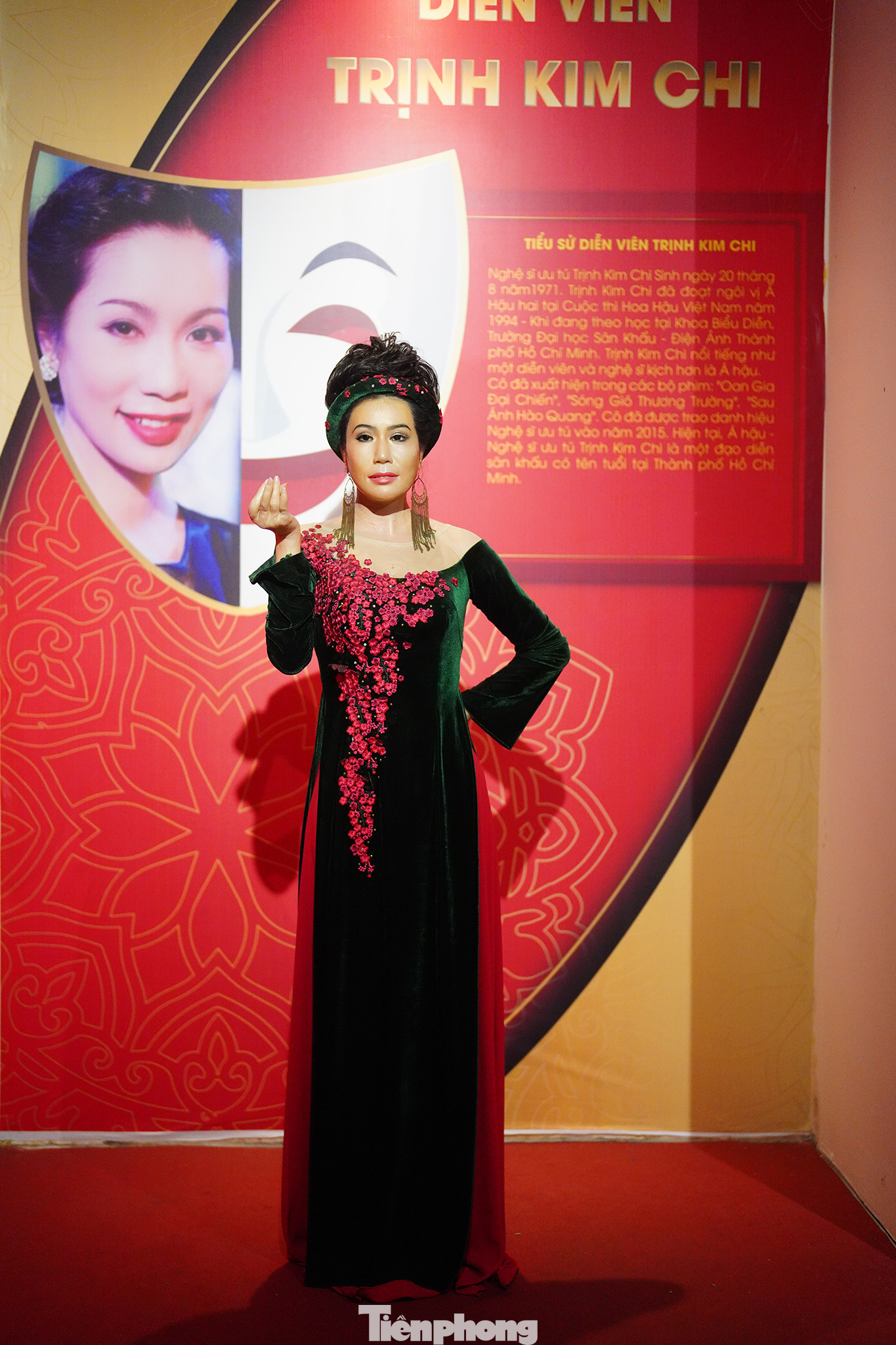 Trịnh Kim Chi là Á hậu 2 cuộc thi Hoa hậu Việt Nam tổ chức vào năm 1994. Cô là người đẹp đầu tiên của cuộc thi này được phong tặng danh hiệu NSND vào năm 2023. Trong ảnh là tượng của Á hậu Trịnh Kim Chi.