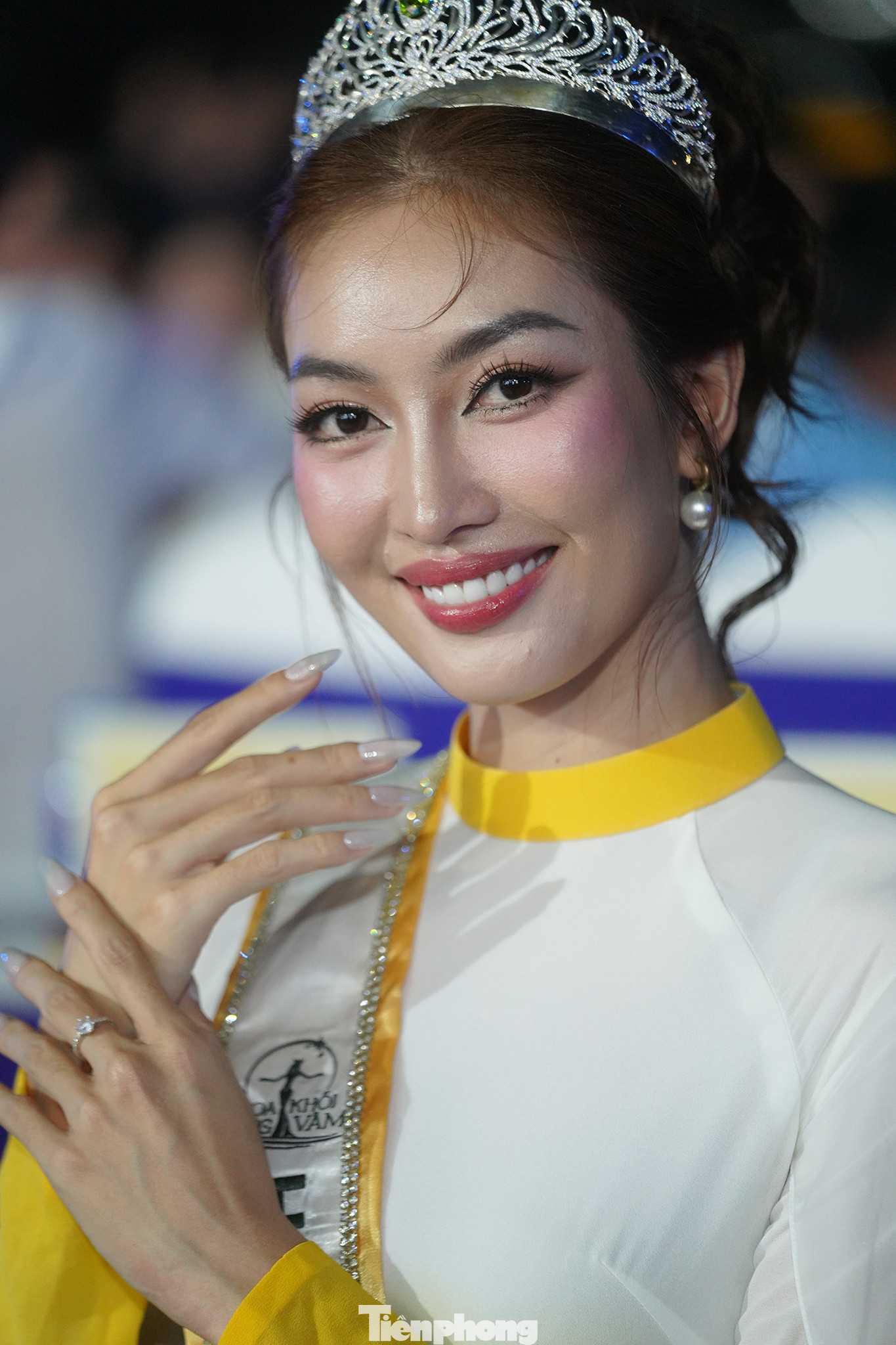 Cận nhan sắc Hoa khôi Sông Vàm Huỳnh Đào Diễm Trinh.