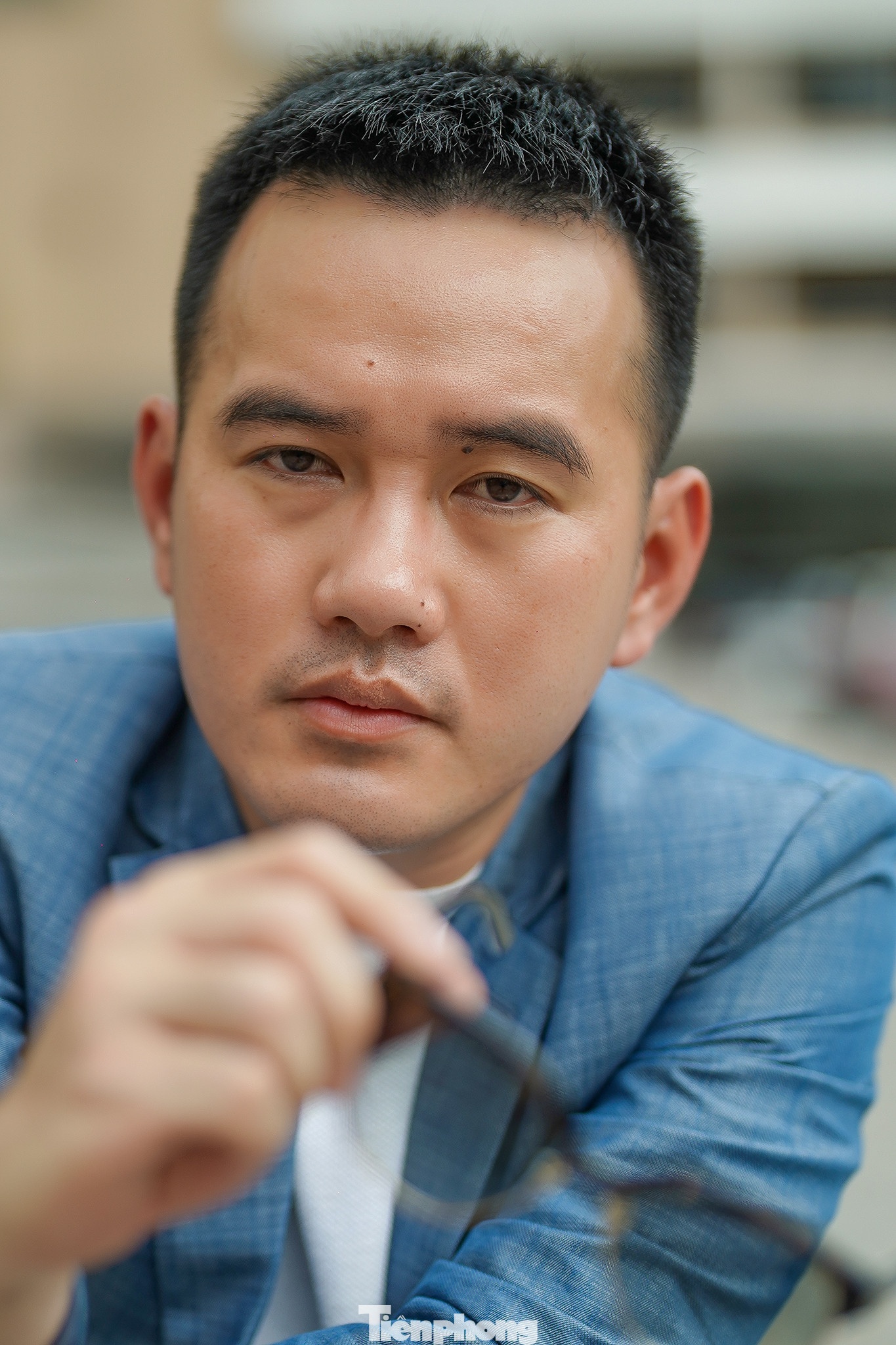 Lê Thanh Hòa ấp ủ ước mơ vươn tầm kinh đô thời trang thế giới. Ảnh: Phạm Nguyễn.