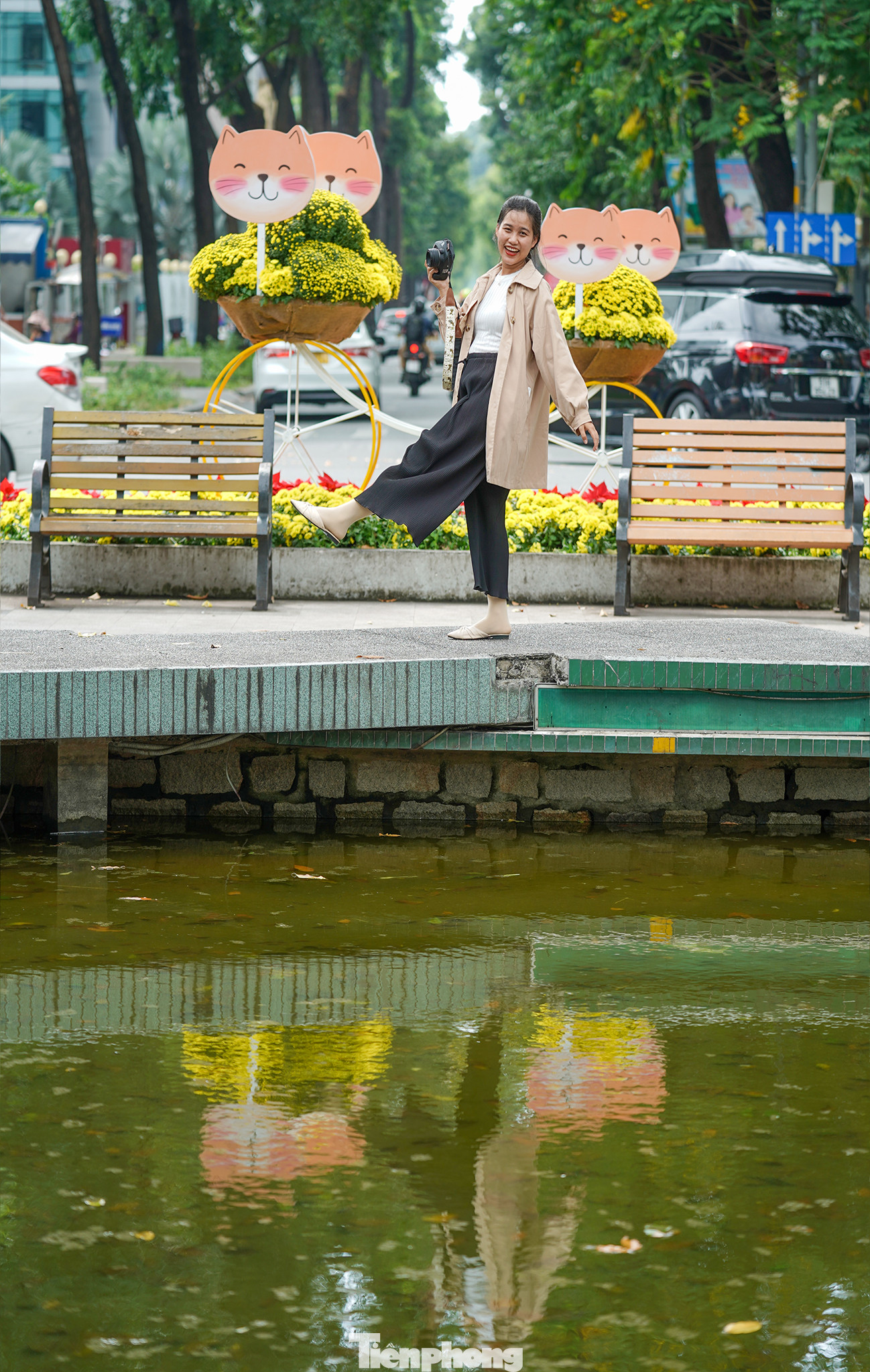 Khu vực Hồ Con Rùa năm nay cũng có một diện mạo khác hẳn.