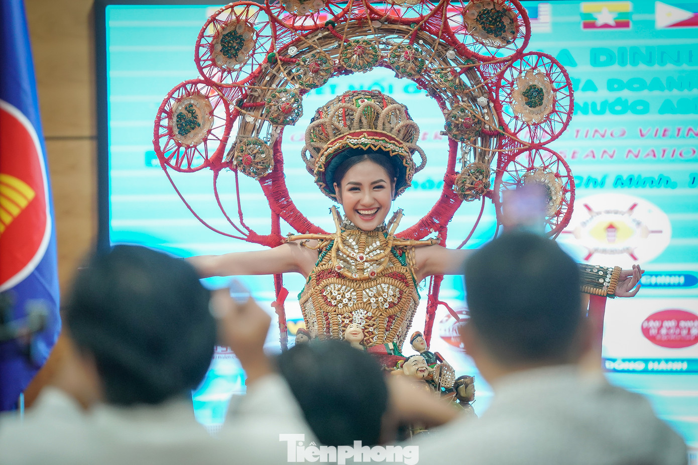 Chia sẻ về danh hiệu vừa đạt được, Thanh Hà kể trong đêm bán kết, bản thân cố gắng mang đến hình ảnh tươi trẻ, ngọt ngào nhưng không kém phần quyến rũ. Cô đã áp dụng tốt những kỹ thuật trình diễn mà Á hậu Hoàng Thùy đã hướng dẫn trong thời gian đào tạo. Cô cũng tập trung trau dồi khả năng tiếng Anh và chuẩn bị nhiều thông tin về vấn đề bảo vệ môi trường, nhất là việc bảo vệ nguồn nước sạch trong bối cảnh hiện tại.