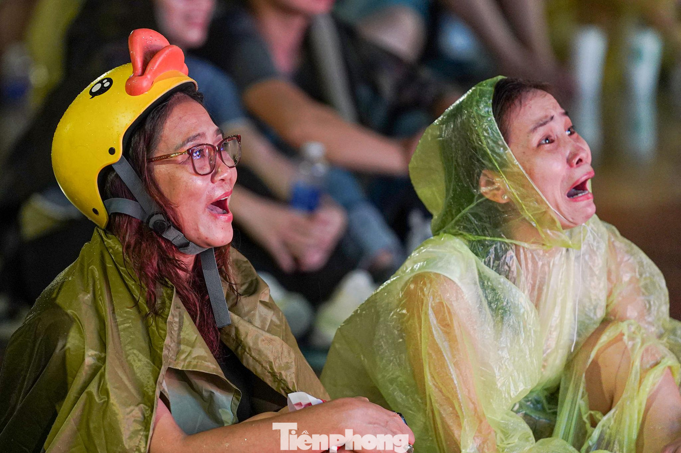 Phút 82, khán giả tiếc nuối trong tình huống Hùng Dũng có đường chuyền thuận lợi cho Hồ Thanh Minh đệm bóng cận thành. Rất tiếc trước đó, số 16 U23 Việt Nam đã rơi vào thế việt vị. Phút 82, khán giả tiếc nuối trong tình huống Hùng Dũng có đường chuyền thuận lợi cho Hồ Thanh Minh đệm bóng cận thành. Rất tiếc trước đó, số 16 U23 Việt Nam đã rơi vào thế việt vị.