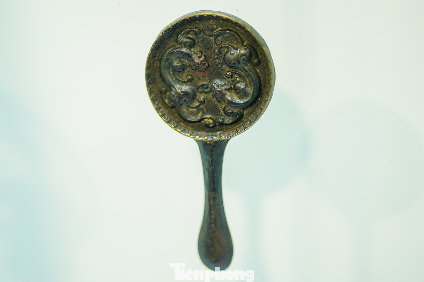 Văn hoá Đông Sơn nổi tiếng với trống đồng. Bộ sưu tập trang sức Đông Sơn này khiến du khách tham quan thích thú khi biết nền văn hoá Đông Sơn lại có thêm trang sức.