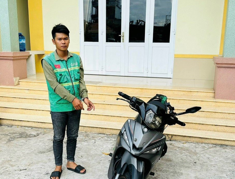 Đối tượng Phong tại cơ quan công an. (Ảnh: CA)