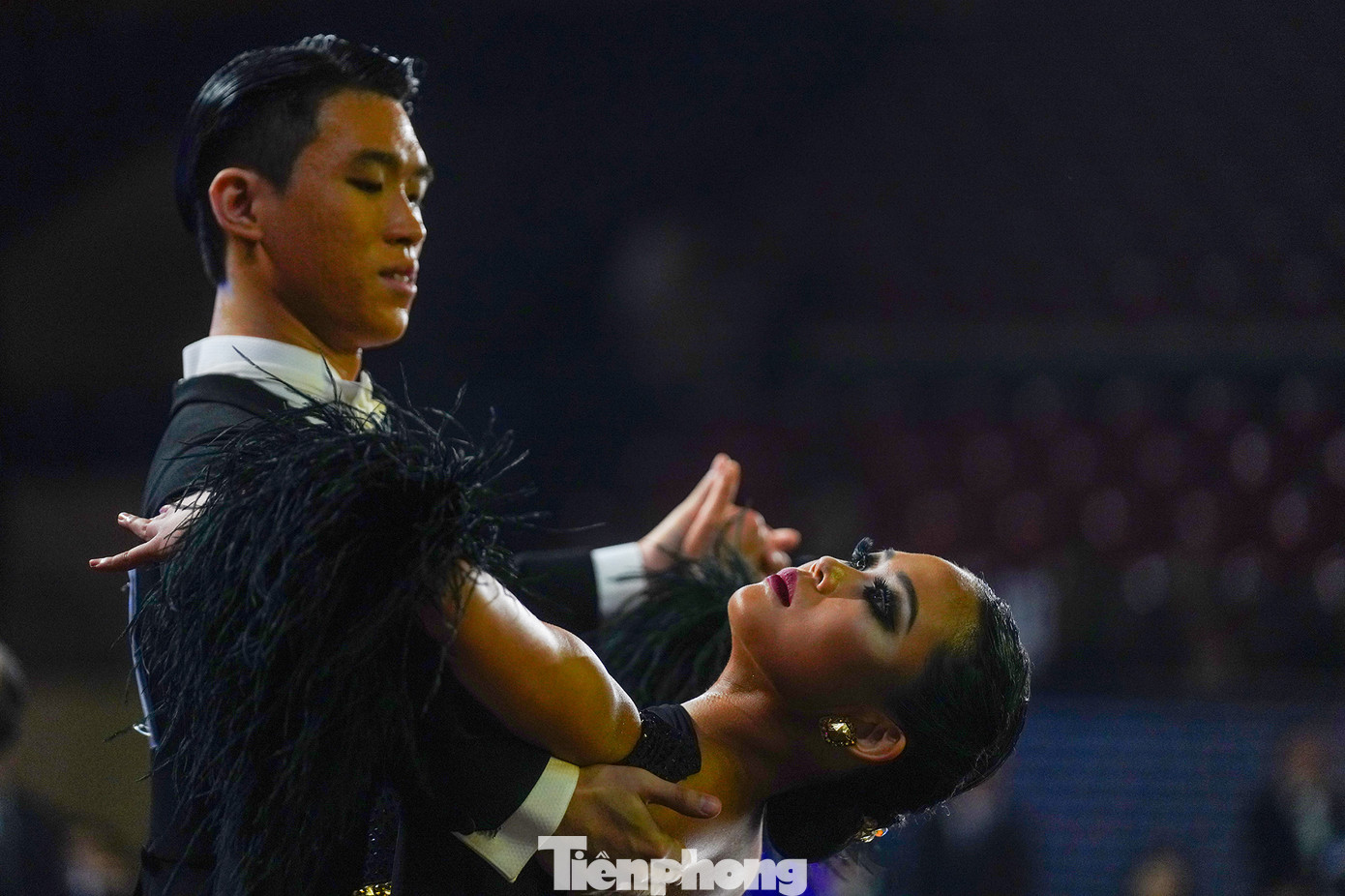 Theo giới chuyên môn theo dõi giải đấu, trình độ các VĐV chuyên nghiệp năm nay tranh tài sẽ là thử thách cho BGK khi trình độ kỹ thuật và thần thái biểu diễn không quá nhiều chênh lệch. Theo giới chuyên môn theo dõi giải đấu, trình độ các VĐV chuyên nghiệp năm nay tranh tài sẽ là thử thách cho BGK khi trình độ kỹ thuật và thần thái biểu diễn không quá nhiều chênh lệch.