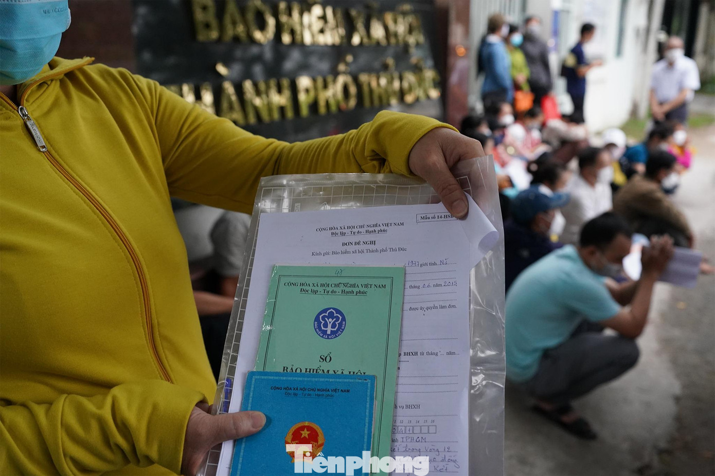 Đây là trường hợp từ Hậu Giang lên đây lần thứ 3 để hoàn tất thủ tục nhận BHTN một lần. Đây là trường hợp từ Hậu Giang lên đây lần thứ 3 để hoàn tất thủ tục nhận BHTN một lần.