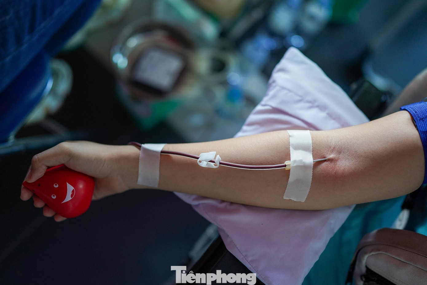 Tất cả những người đến hiến máu đều thấm nhuần ý nghĩa &quot;Một giọt máu cho đi, một cuộc đời ở lại&quot;.