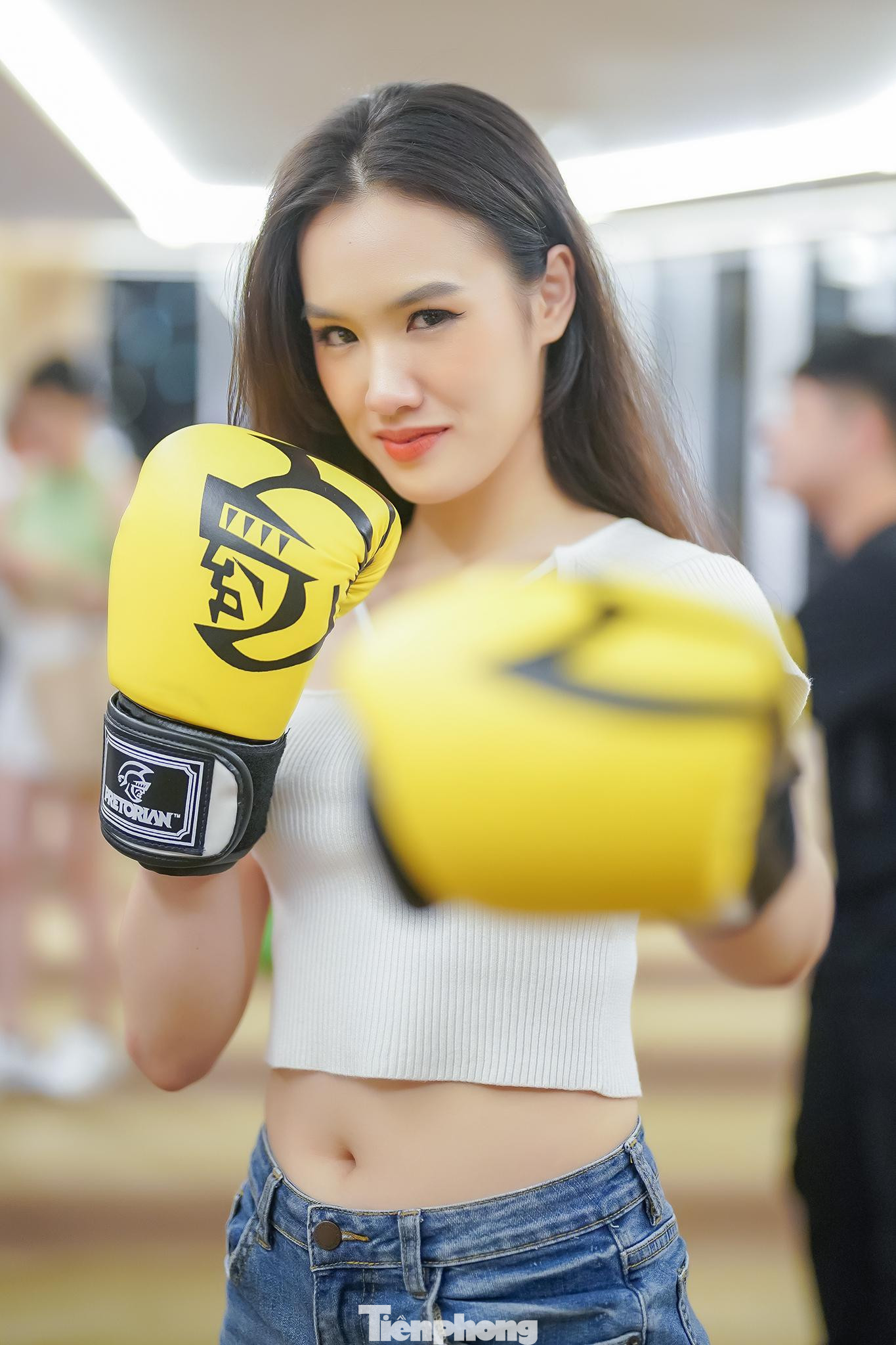 Mỹ Anh được nhận xét có phong cách và động tác tạo dáng đậm chất thể thao. Thí sinh đến từ Hà Nội phù hợp với những bộ ảnh mạnh mẽ, khỏe khoắn.